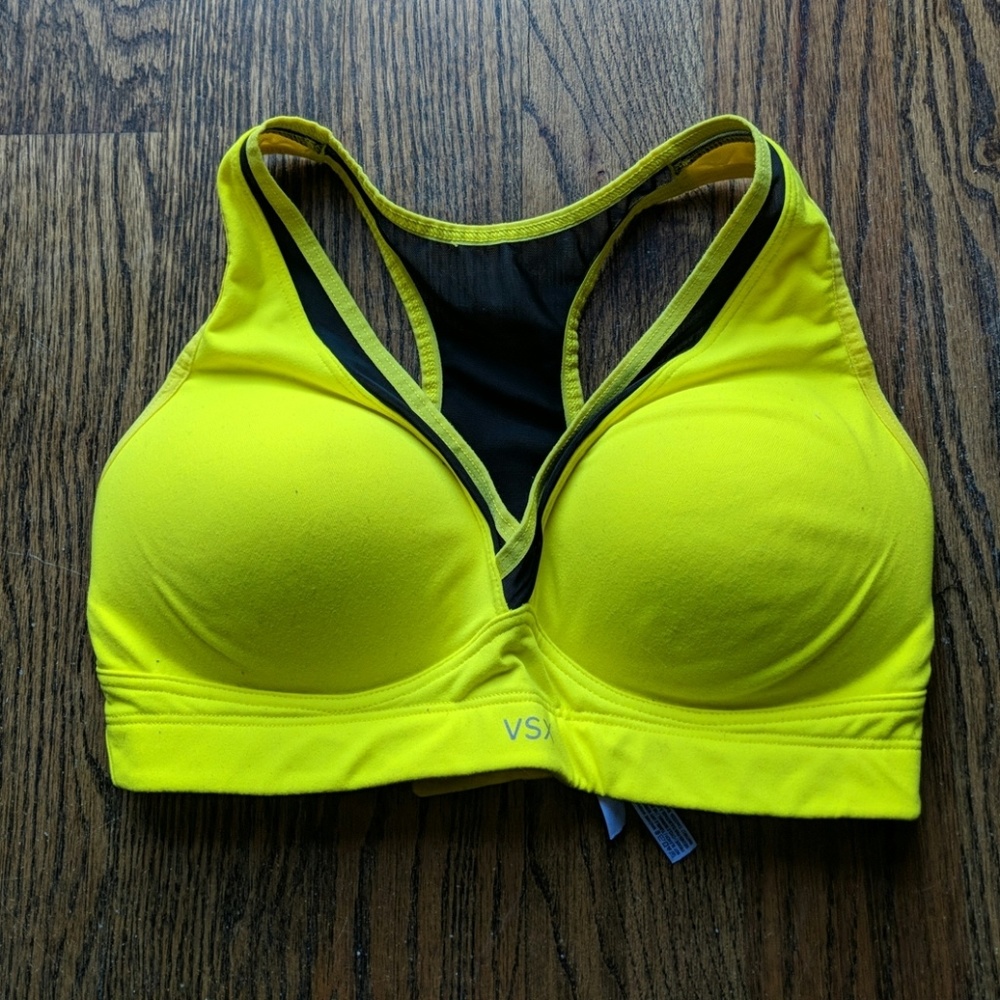 Victoria's secret VSX Sport Bra NWOT
